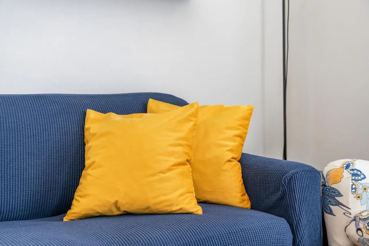 Easylife - Colorful Apartment In Porta Venezia District Milan Italy